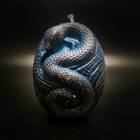 Свеча "Яйцо дракона и змея"