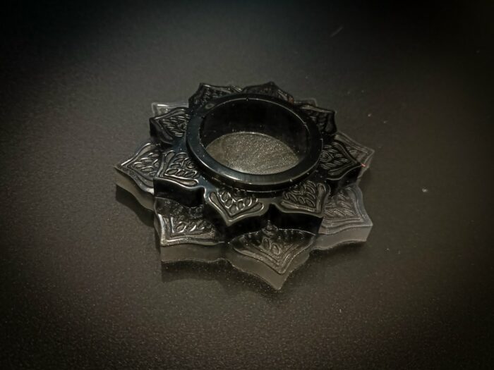 Подсвечник "Черный пламень"