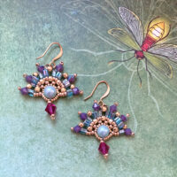 Серьги. Скарапея - украшения ручной работы из кристаллов и бисера.