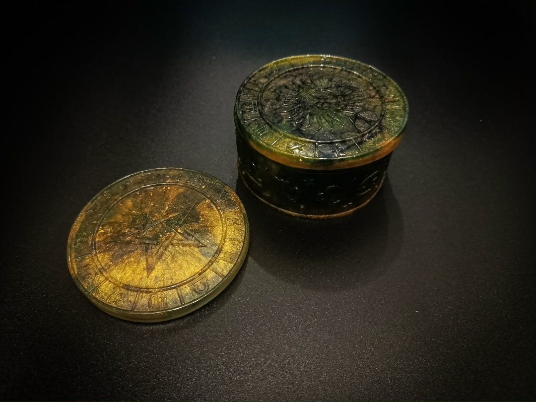 Шкатулка "Змеиный шелк" Шкатулка "Змеиный шелк"