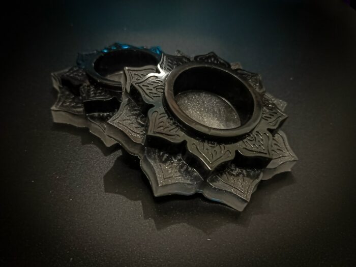 Подсвечник "Черный пламень"