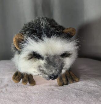 Мягкая игрушка «Ёжик» из искусственного меха ручной работы: кусочек лесной сказки в вашем доме!