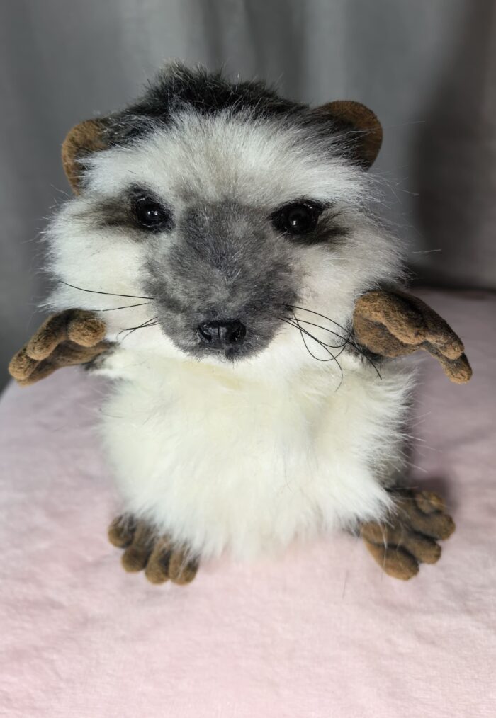 Мягкая игрушка «Ёжик» из искусственного меха ручной работы: кусочек лесной сказки в вашем доме!