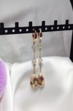 Серёжки длинные с натуральным камнем жёлтые