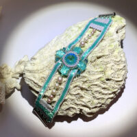 Браслет. Скарапея - украшения ручной работы из кристаллов и бисера.