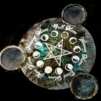 Алтарь "Волчьи ягоды"