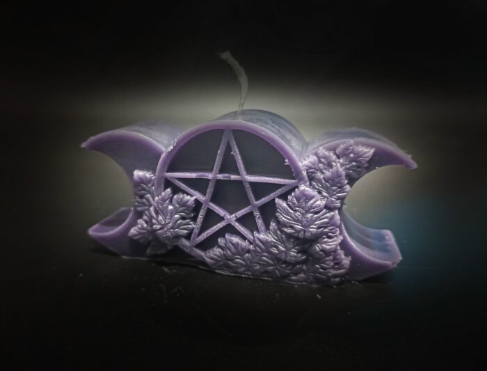 Свеча "Луна с пентаграммой"