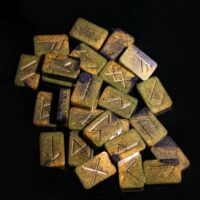 Руны "Змеиный шёлк"