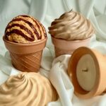 Декоративная ароматическая свеча «Мороженое» ручной работы