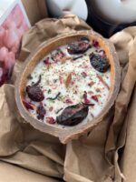 Декоративная ароматическая свеча в кокосовой скорлупе ручной работы