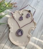 Комплект украшений из смолы "Аметистовые кристаллы"