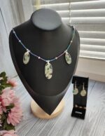 Комплект украшений из смолы с живыми цветами Гортензией.