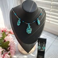 Комплект украшений из смолы с натуральным камнем Бирюзой