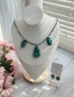 Комплект украшений из смолы с натуральным камнем Бирюзой — изображение 3