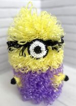 Мочалка-игрушка «Миньон» из полипропилена: радость в каждой петле! Превратите обычные водные процедуры в весёлое приключение с нашей уникальной мочалкой в виде обожаемого миньона! Этот аксессуар не просто очистит кожу — он подарит море положительных эмоций и превратит купание в игру для вас и вашего ребёнка.