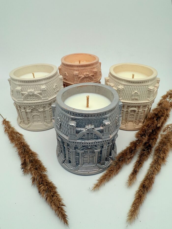 Декоративная ароматическая свеча «Ренессанс» ручной работы — изображение 3