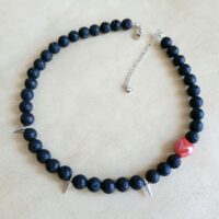 "Шипы и сердце" чокер