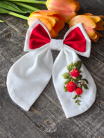 Бант для волос с вышивкой «Ягоды»