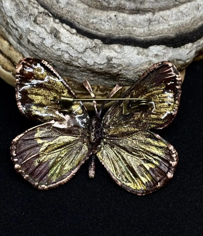 Брошь "Бабочка" камень кошачий глаз — изображение 3