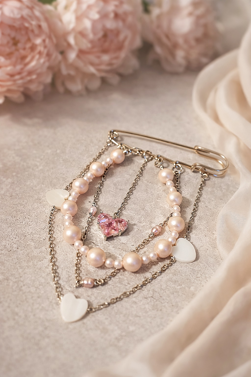 Брошь-булавка «Нежность в деталях»