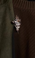 Брошь "Дуб" камень кварц — изображение 2