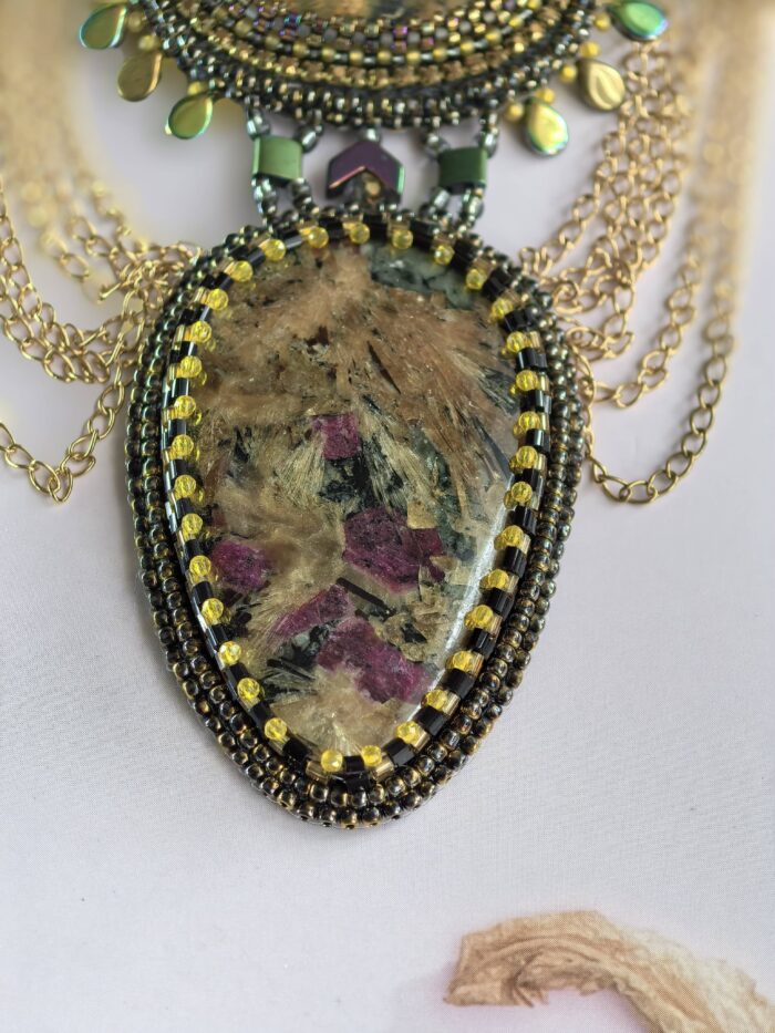 Комплект украшения ручной работы — изображение 3