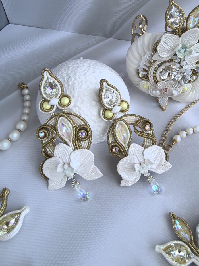 Красивые свадебные серьги ручной работы с цветами орхидеи ручной работы из полимерной глины, бусины Сваровски и кристаллы