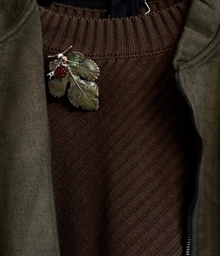 Брошь "Шелковица" — изображение 2