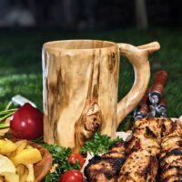 Деревянная кружка объемом более литра