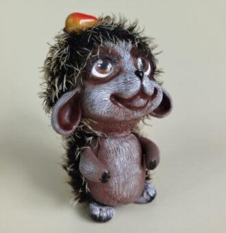 Интерьерная игрушка в смешанной технике "Ёжик"