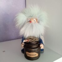 «От сердца к сердцу — через подарок». Эксклюзивный оберег ручной работы «Домовёнок — хранитель домашнего очага» — идеальный подарок, который принесет в ваш дом гармонию, уют и процветание.