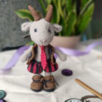 Козлик вязаная игрушка ручной работы